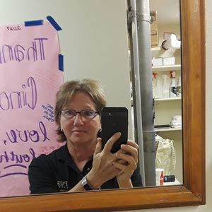 Meet your Posher, Cindy